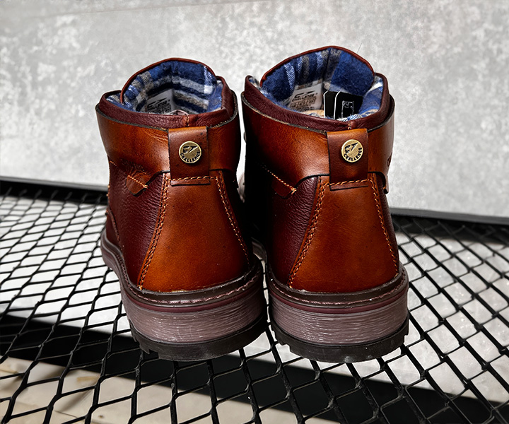 Bota atemporal Angello para hombre color café rojizo - 311