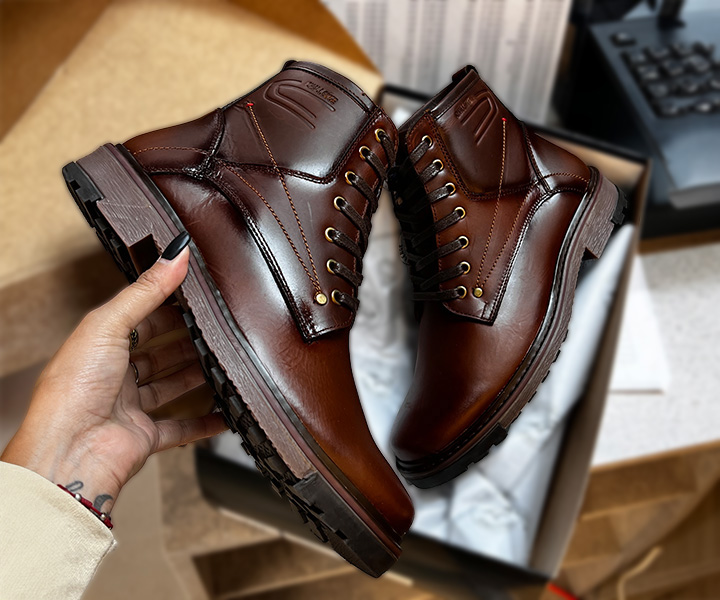 Bota atemporal Charlie para hombre color coñac - 337