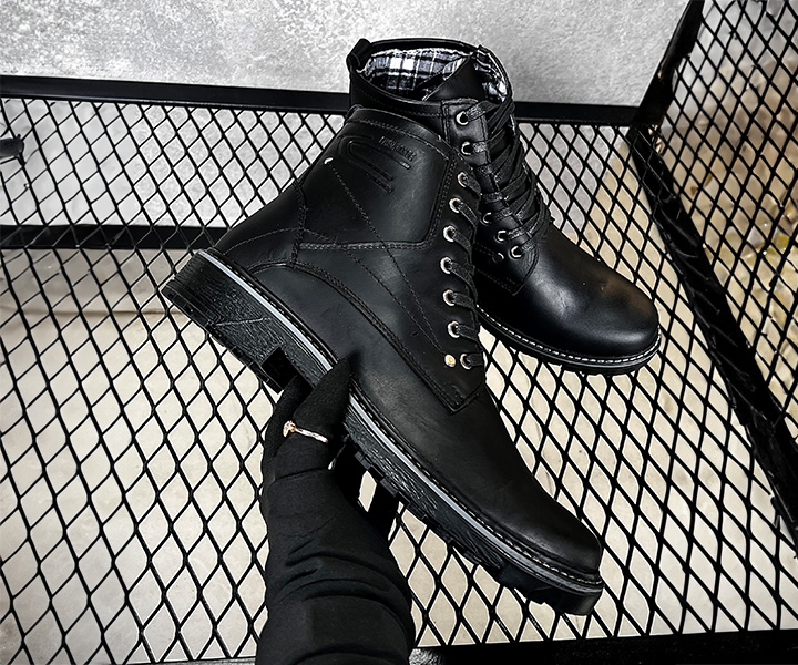 Bota atemporal Charlie para hombre color negro - 339