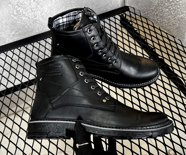 Bota atemporal Charlie para hombre color negro - 340