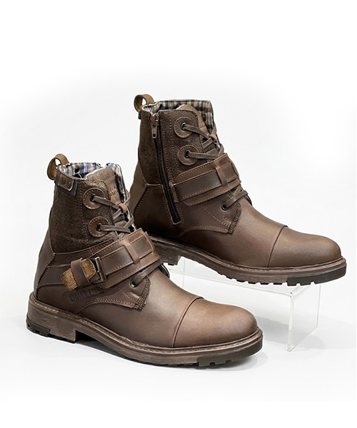 Bota atemporal Klingon para hombre color coñac