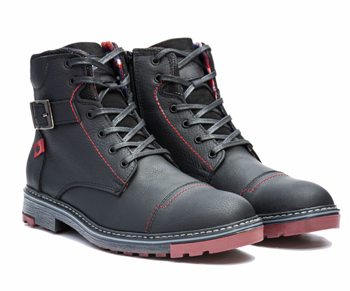 Bota atemporal Valentino para hombre color negro - 263