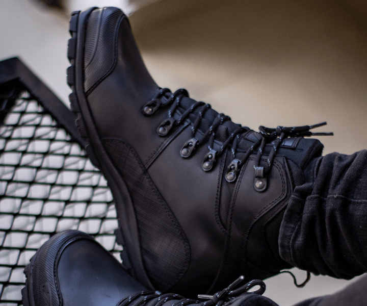 Bota outdoor Cronos para hombre color negro ref. 371 - 105