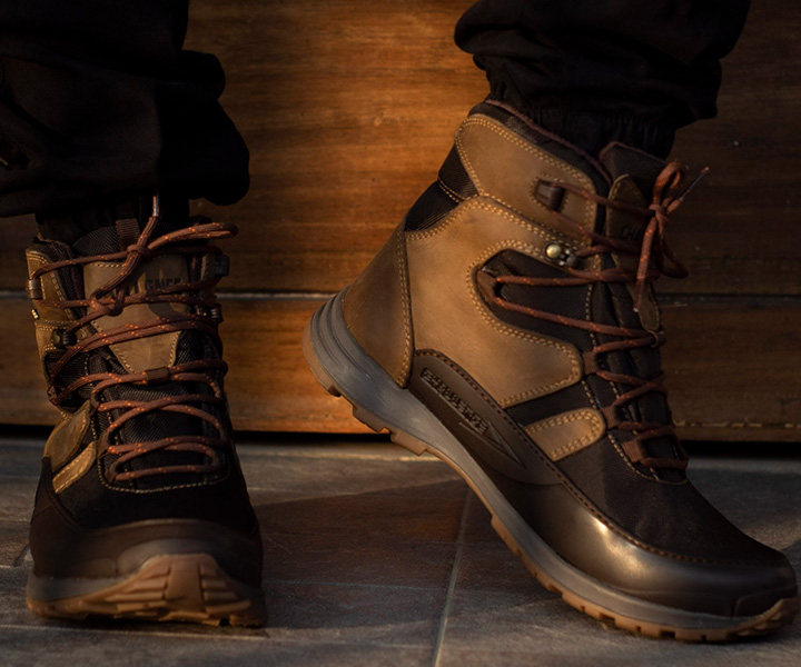 Bota outdoor Discovery para hombre color fumo ref. CH356 - 137