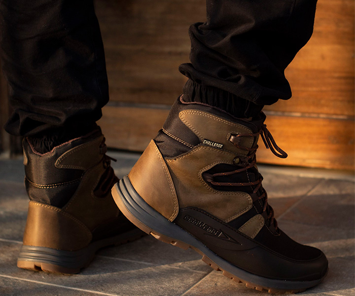 Bota outdoor Discovery para hombre color fumo ref. CH356 - 139