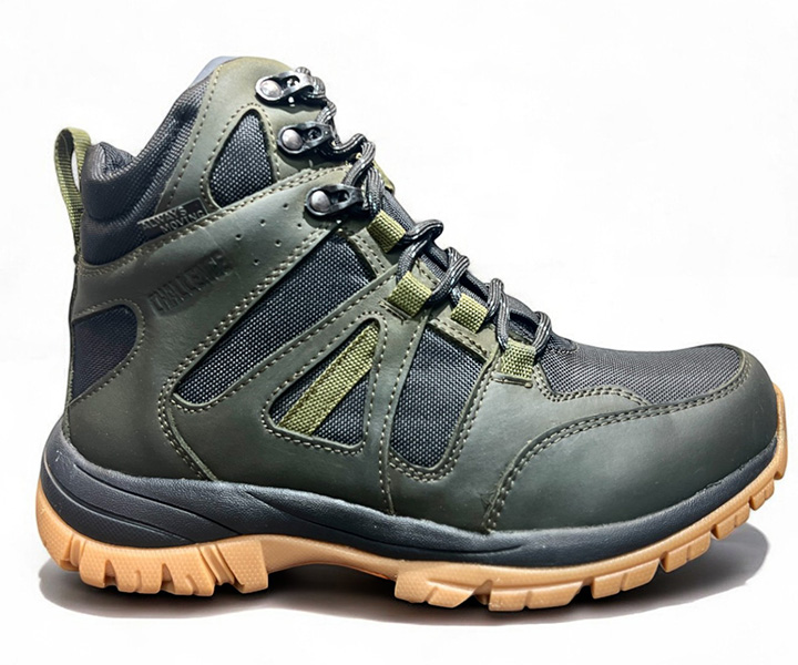Bota outdoor Fenix para hombre color verde ref. CH367 - 91