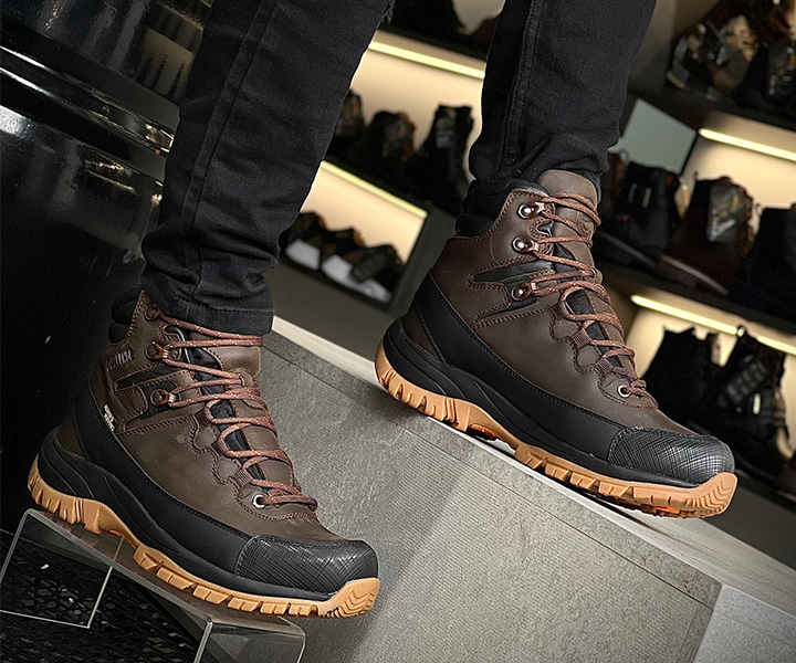 Bota outdoor Strong para hombre color café ref. CH357 - 87