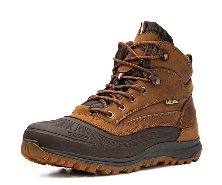 Bota outdoor Alom para mujer color avellana  - 204