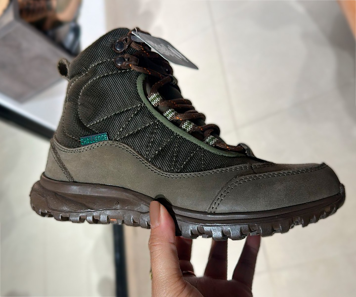 Bota outdoor Challenger para mujer color verde ref. M224 - 346